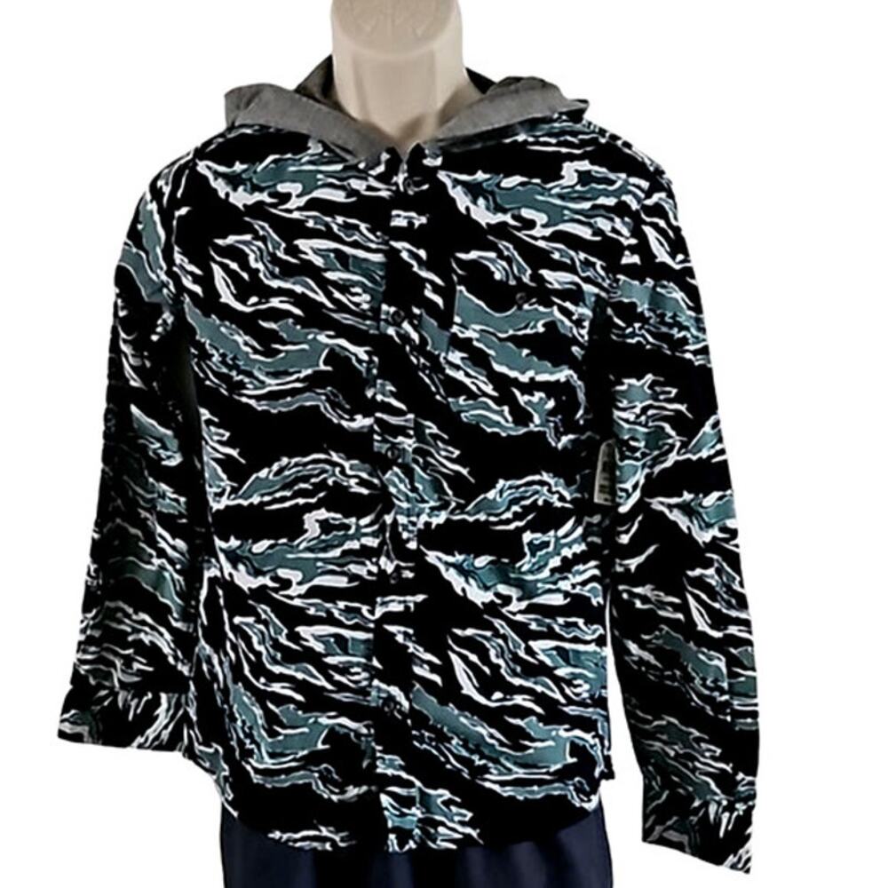 NWOT Roebuck & Co Boys Camo Hooded Flannel Button-Up Shirt Size Medium 10/12